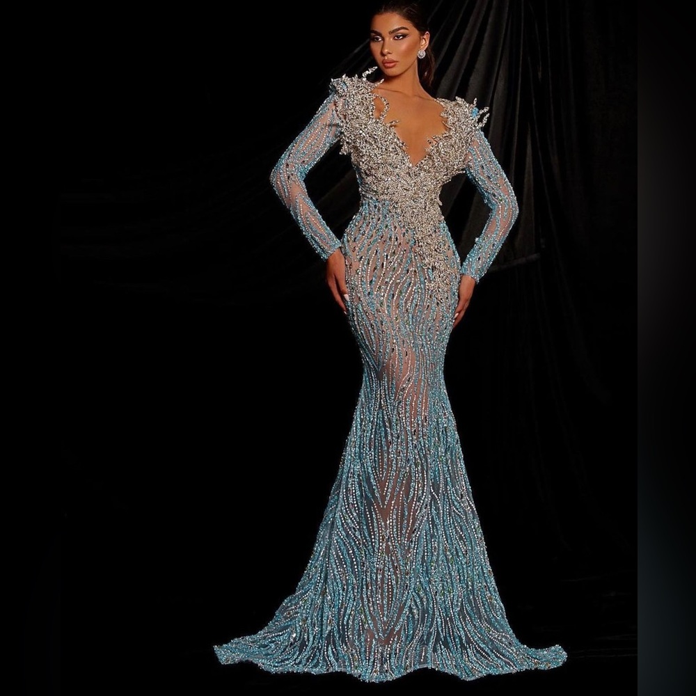 Amazing material and luxury dress for wedding and events
